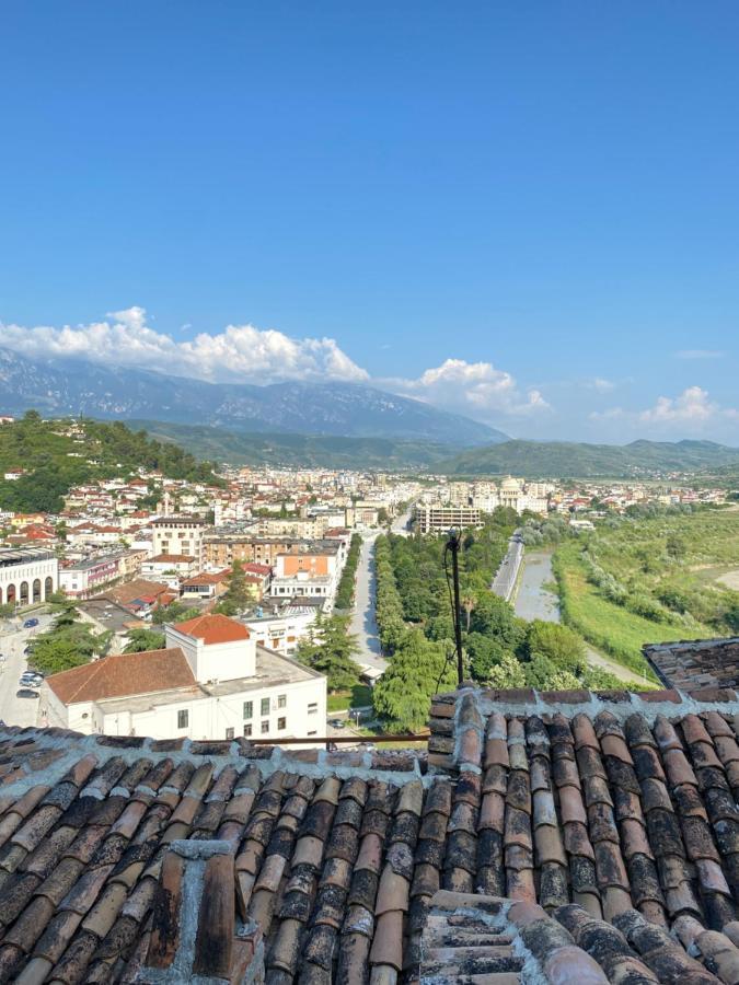 Aria Baci Guest House Berat Exteriér fotografie