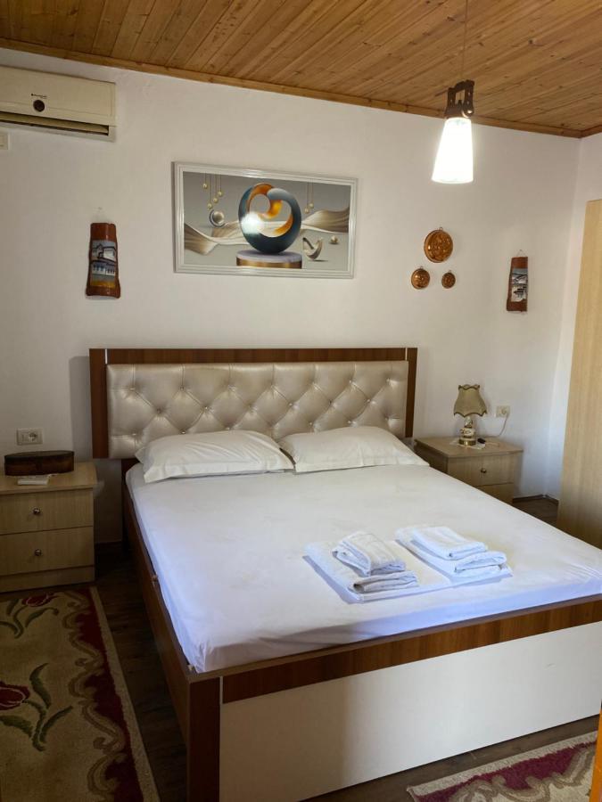 Aria Baci Guest House Berat Exteriér fotografie