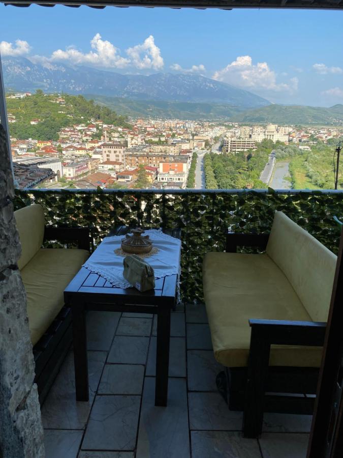 Aria Baci Guest House Berat Exteriér fotografie