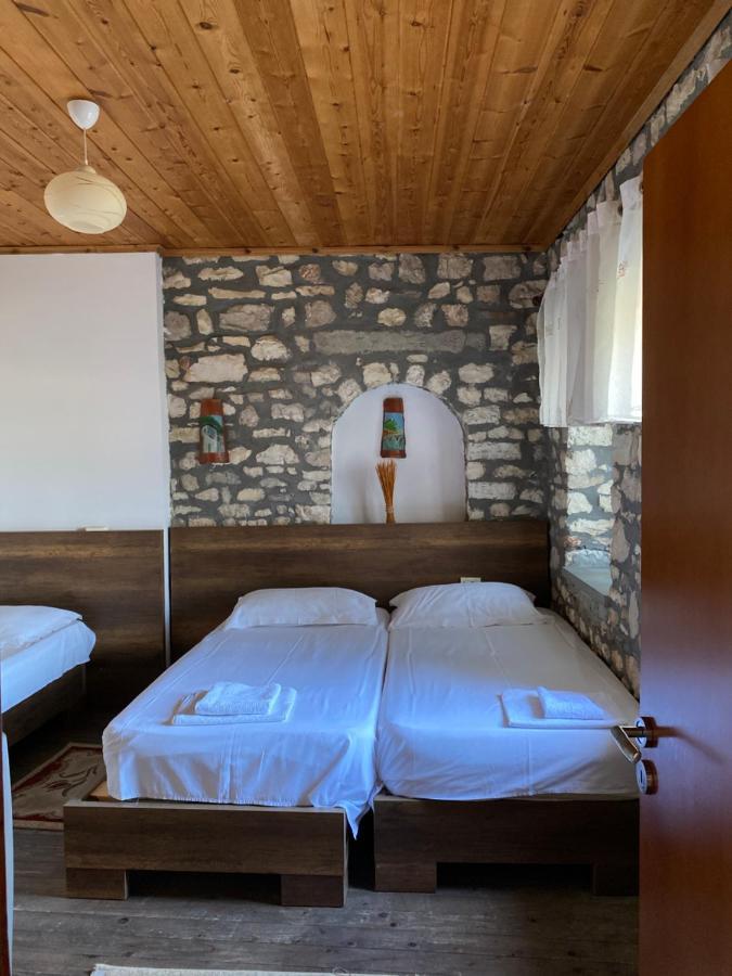 Aria Baci Guest House Berat Exteriér fotografie